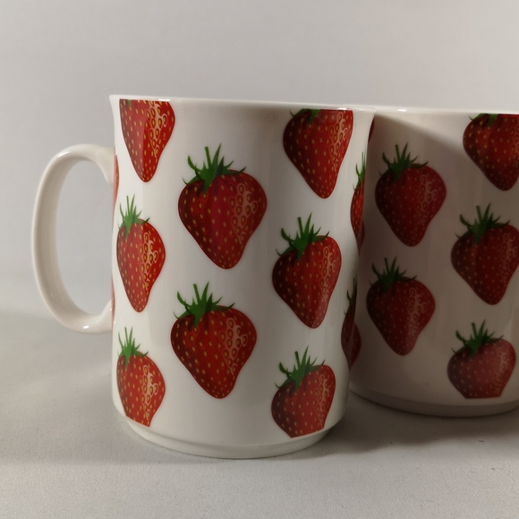 Set of Three Strawberry Pattern Coffee / Tea Mugs by Gourmet Village Canada - Picture 2 of 3